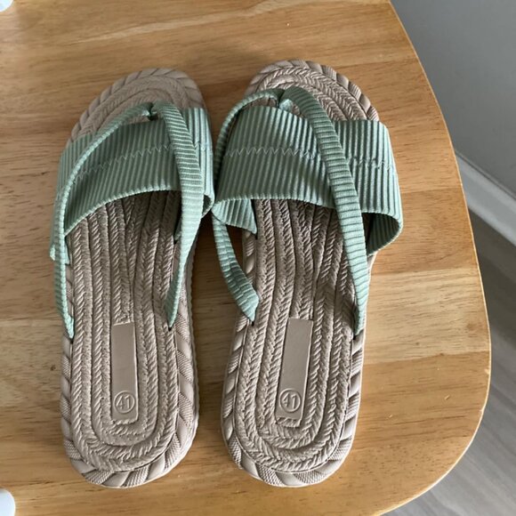 Open Toe Thong Dressy Sandals - Picture 2 of 6